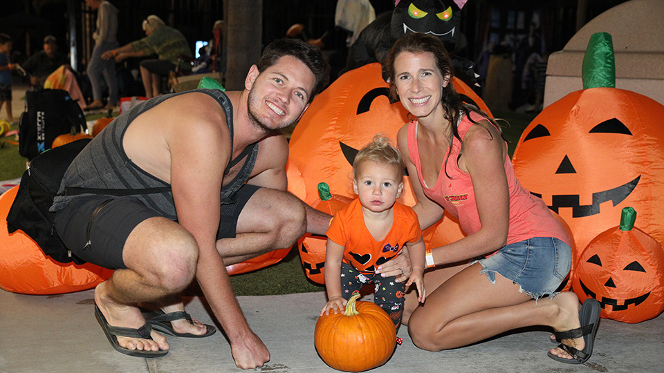 Family with pumpkin